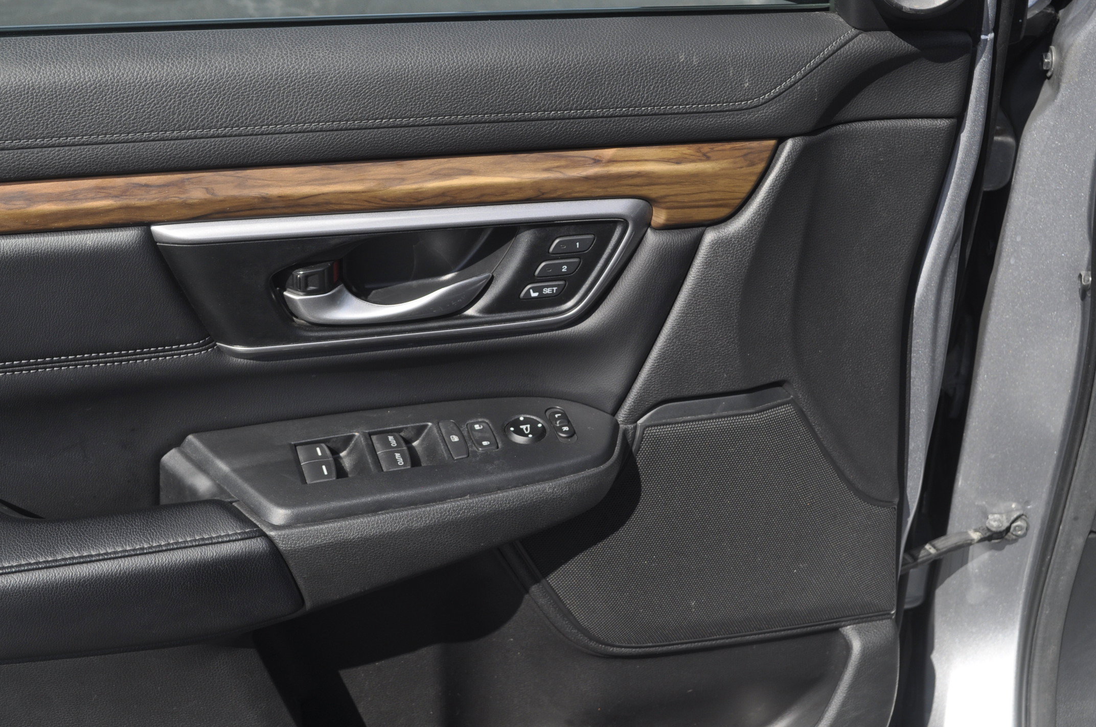 2018 Honda CR-V EX photo 16