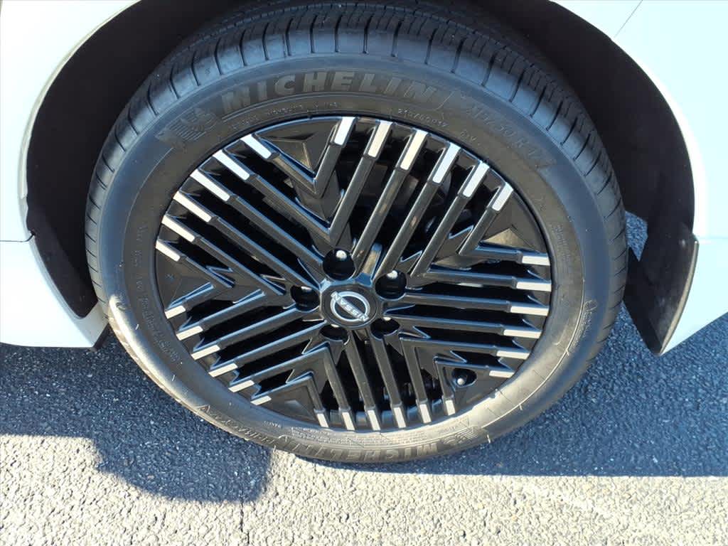 2024 Nissan Leaf SV Plus photo 9