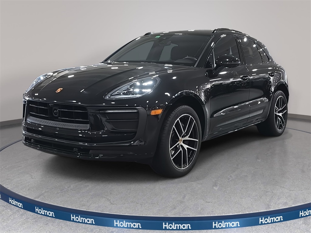 2024 Porsche Macan Base
