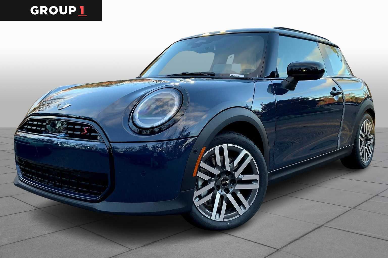 2026 MINI Hardtop 2 Door S's photo