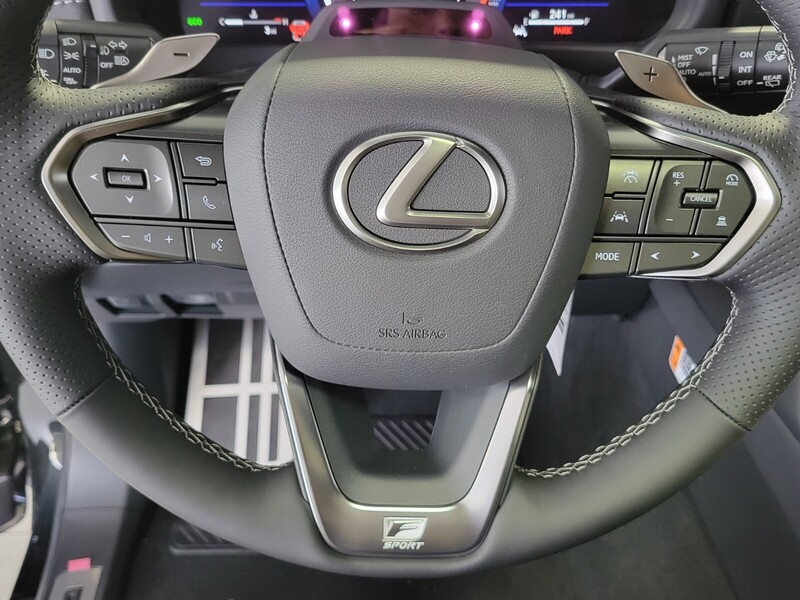 2025 Lexus LX 600 F SPORT Handling photo 11