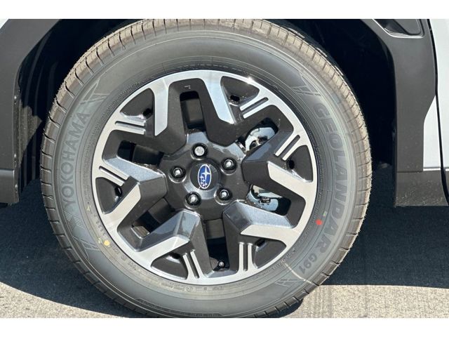 2025 Subaru Forester Premium photo 22