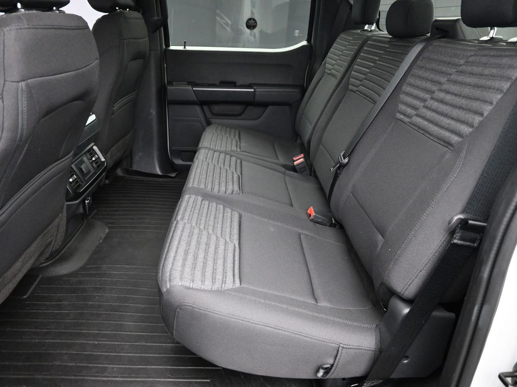 2023 Ford F-150 XL photo 8