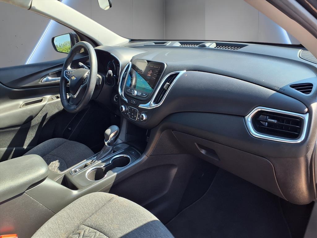 2022 Chevrolet Equinox LT photo 13