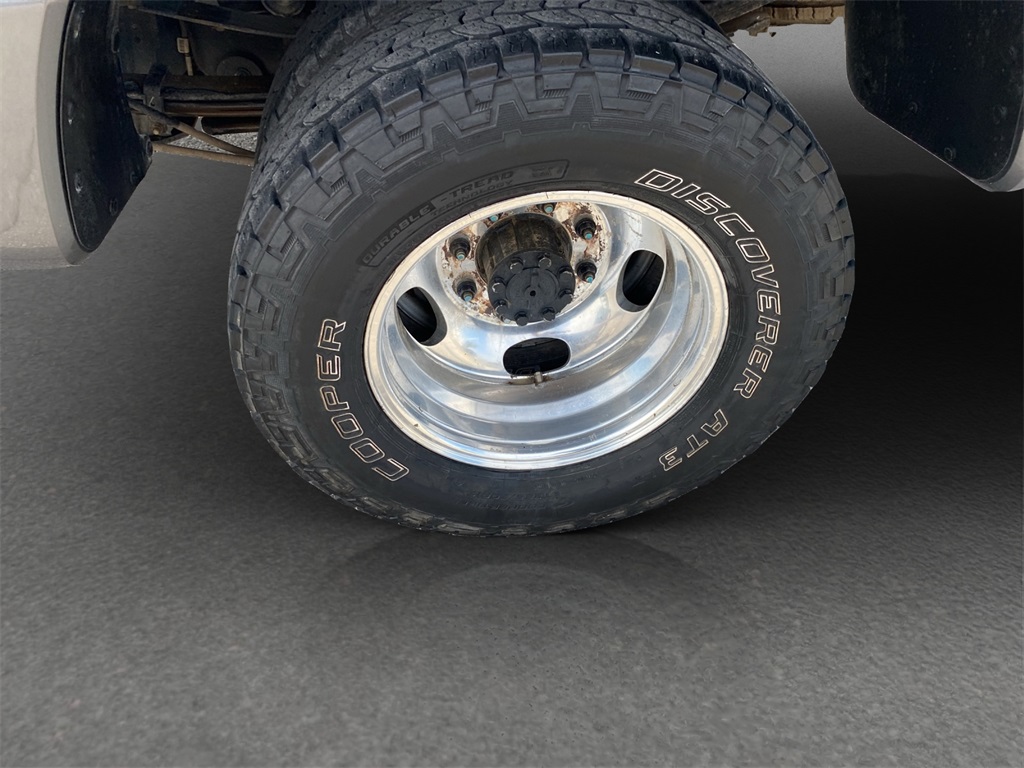 2022 Ford F-350 photo 15