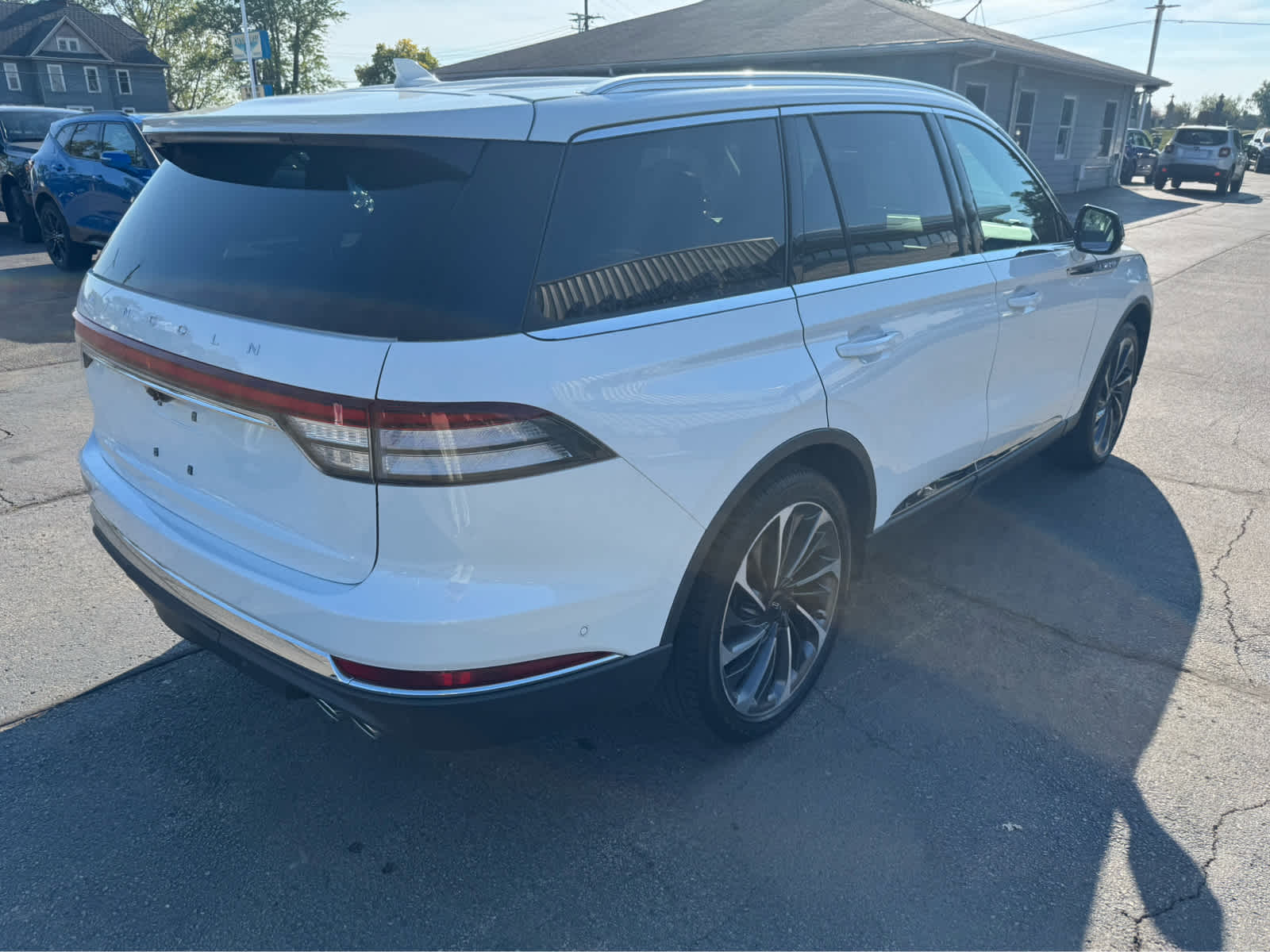 2020 Lincoln Aviator Reserve photo 2