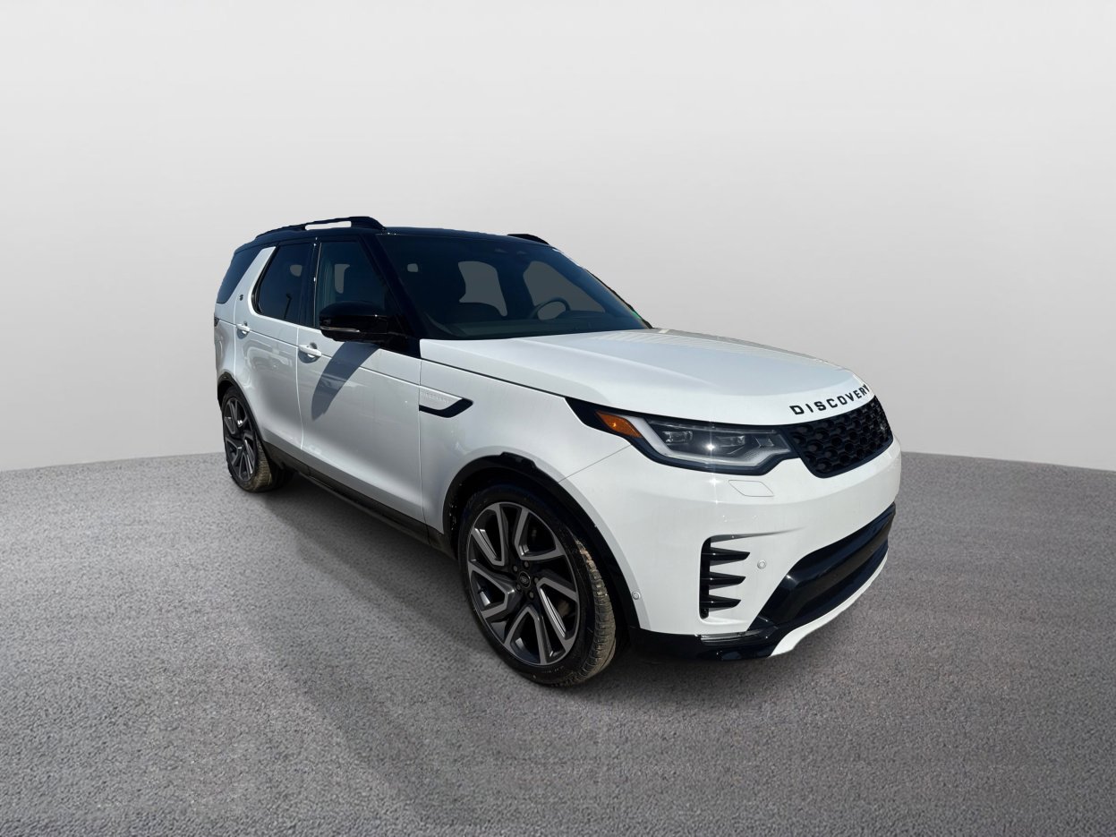 2025 Land Rover Discovery SE photo 3