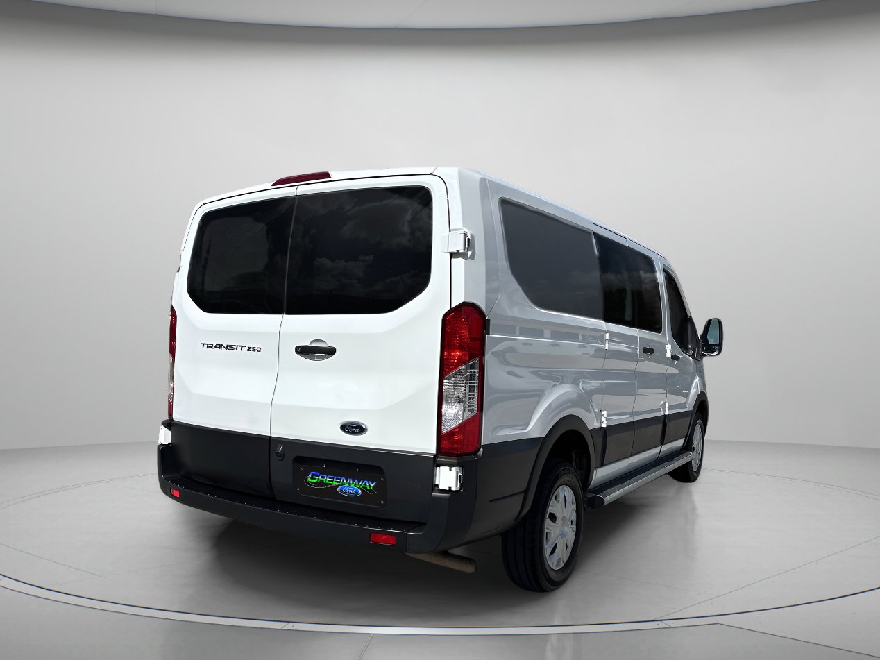 2023 Ford Transit Cargo Van photo 3