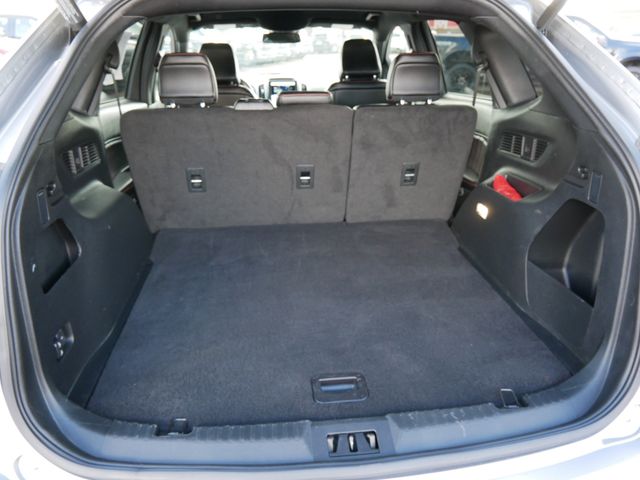 2022 Ford Edge ST photo 3