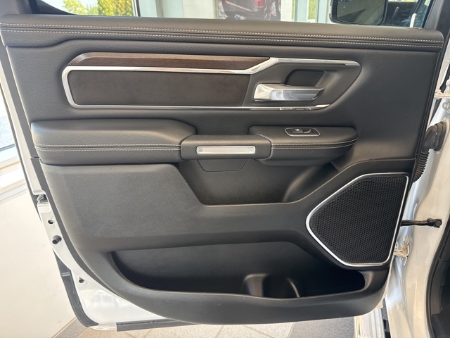 2021 Ram 1500 Laramie photo 14