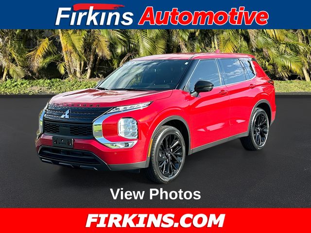 2024 Mitsubishi Outlander SE Black Edition's photo