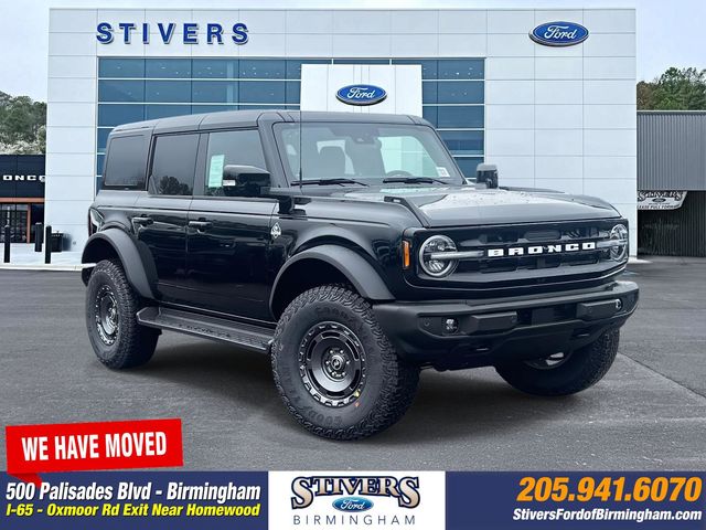 2025 Ford Bronco 4-Door Outer Banks's photo