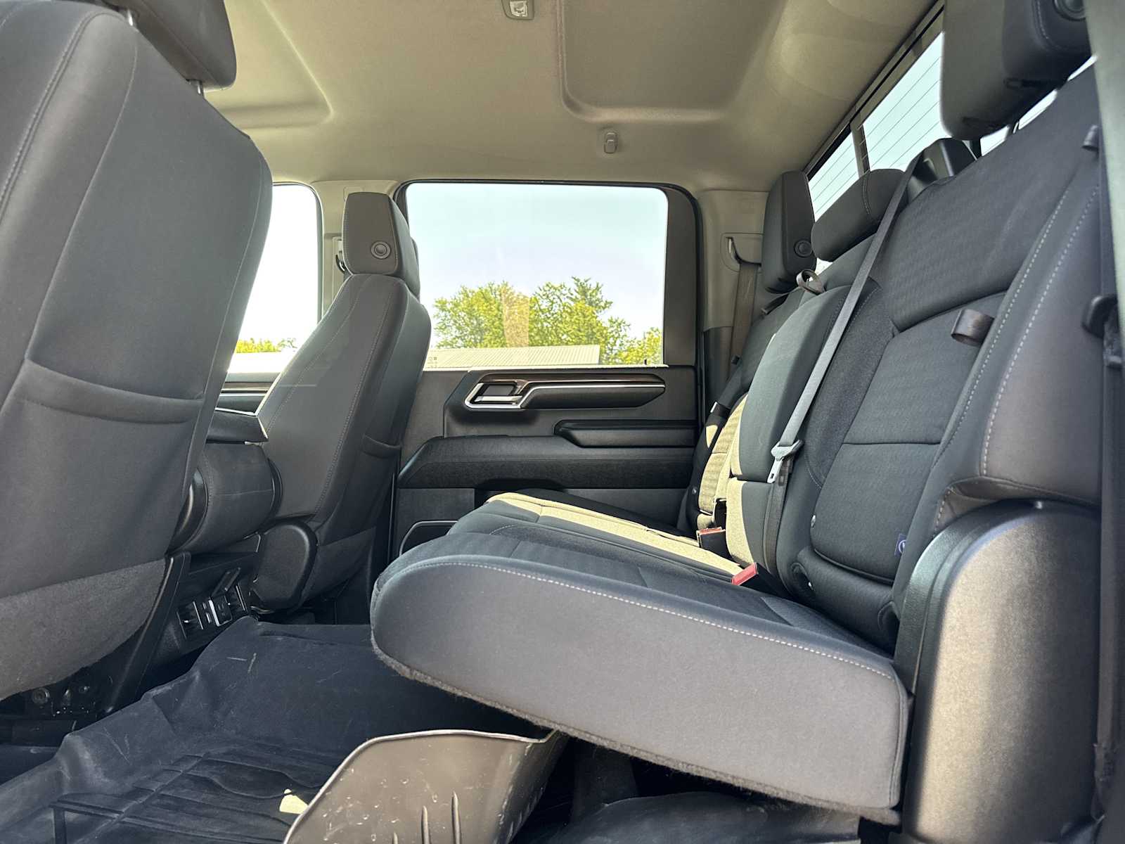 2024 Chevrolet Silverado 3500HD LT photo 36