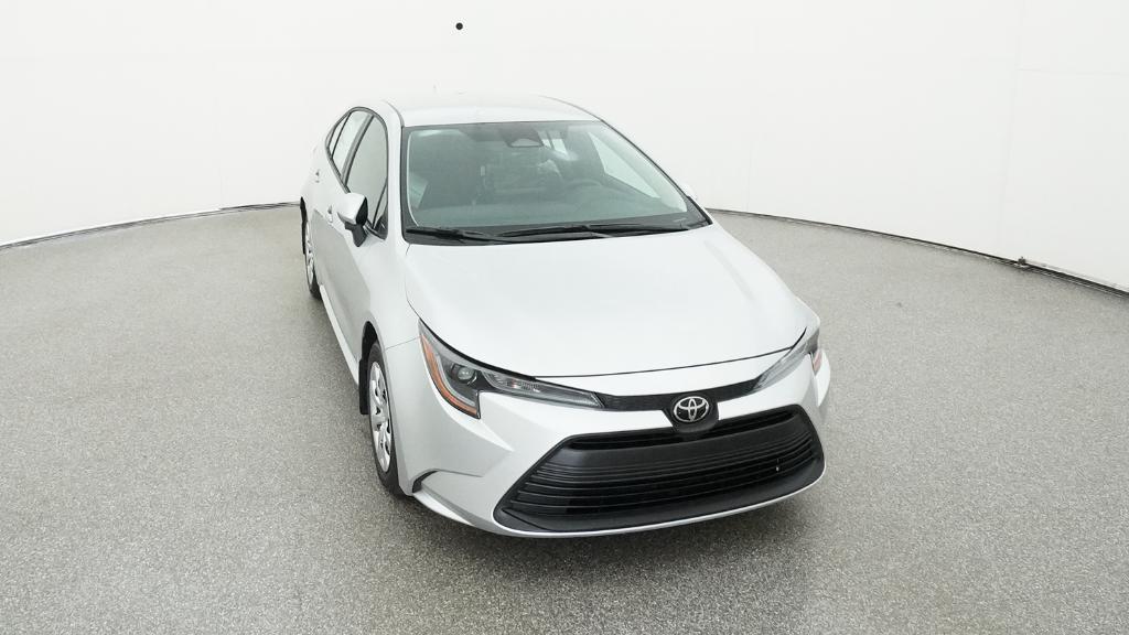 2025 Toyota Corolla LE photo 32