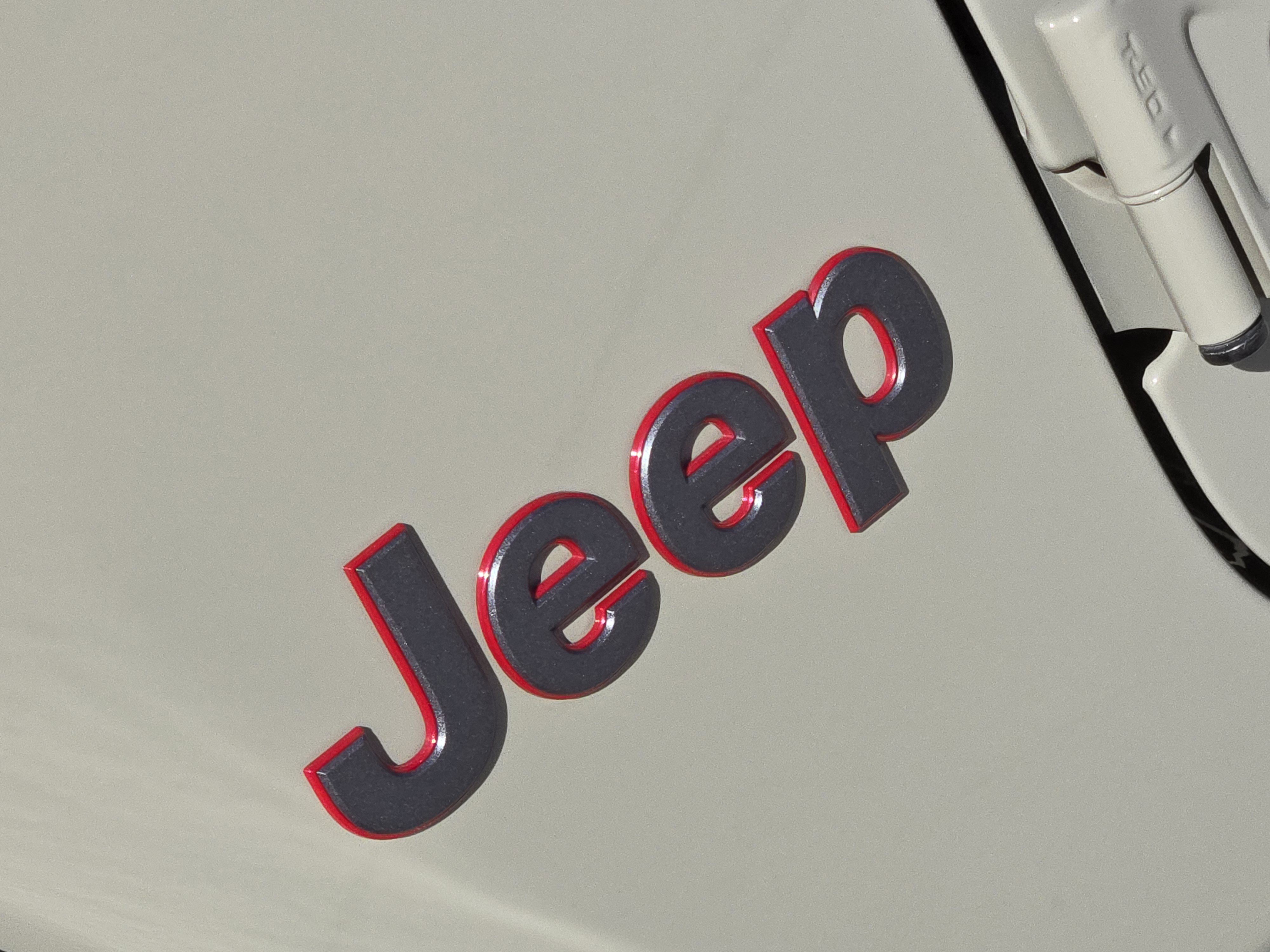 2022 Jeep Gladiator Rubicon photo 2