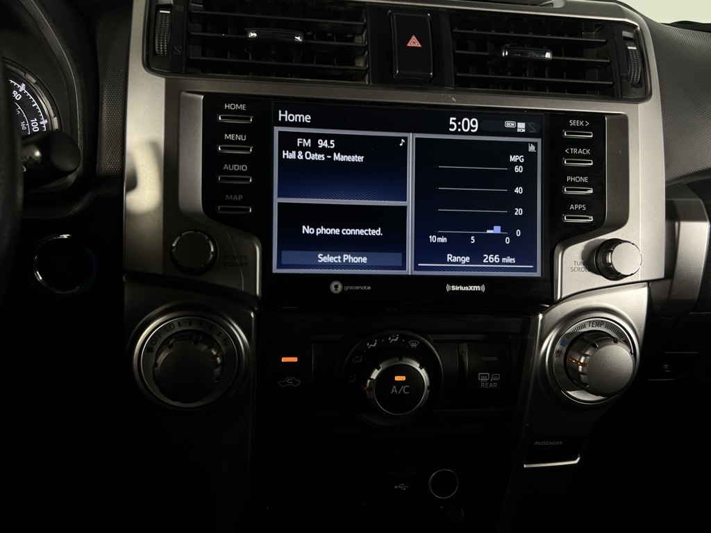 2024 Toyota 4Runner SR5 photo 14