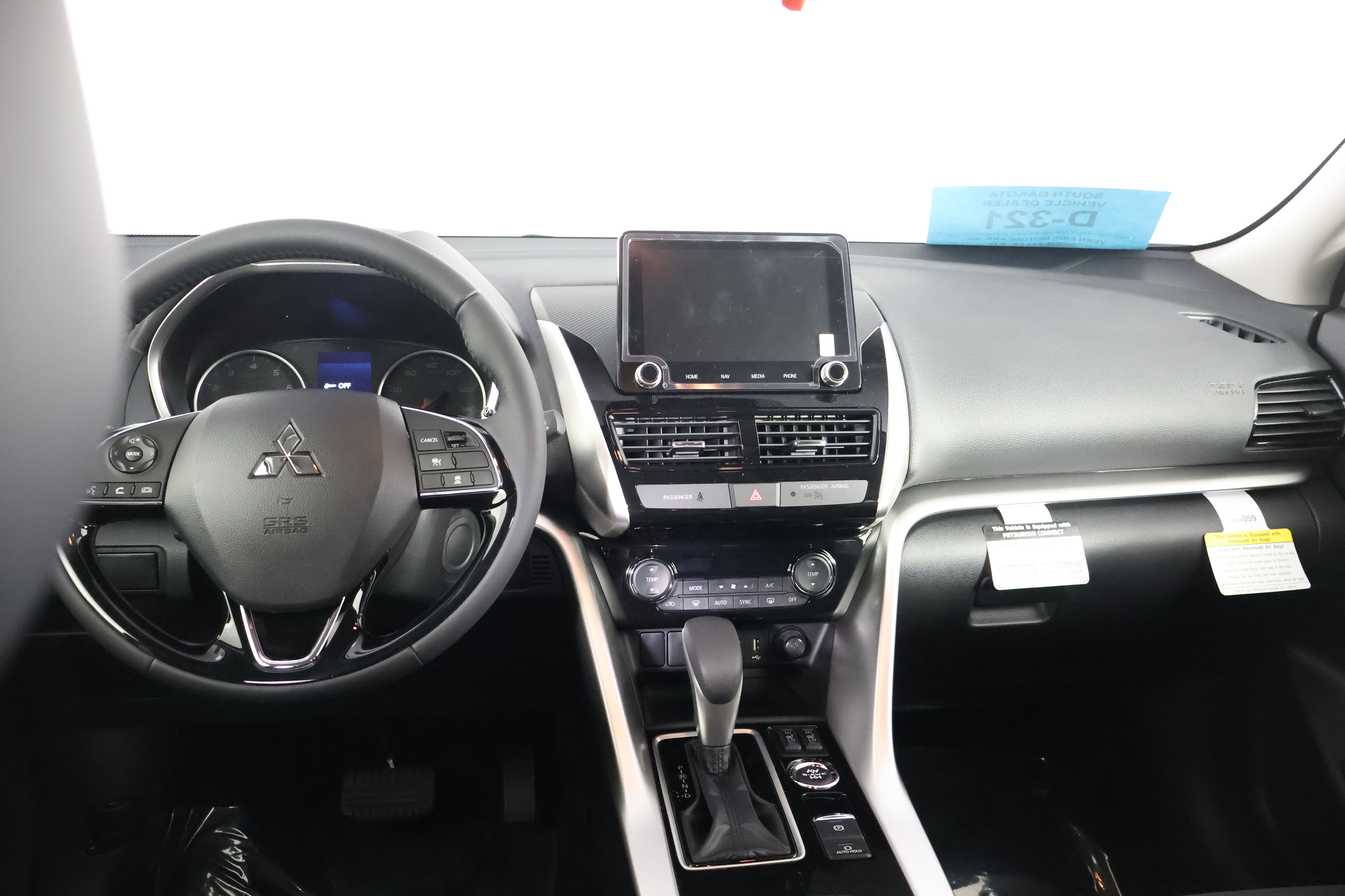 2025 Mitsubishi Eclipse Cross SEL photo 11