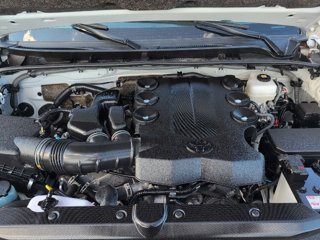 2024 Toyota 4Runner SR5 Premium photo 18
