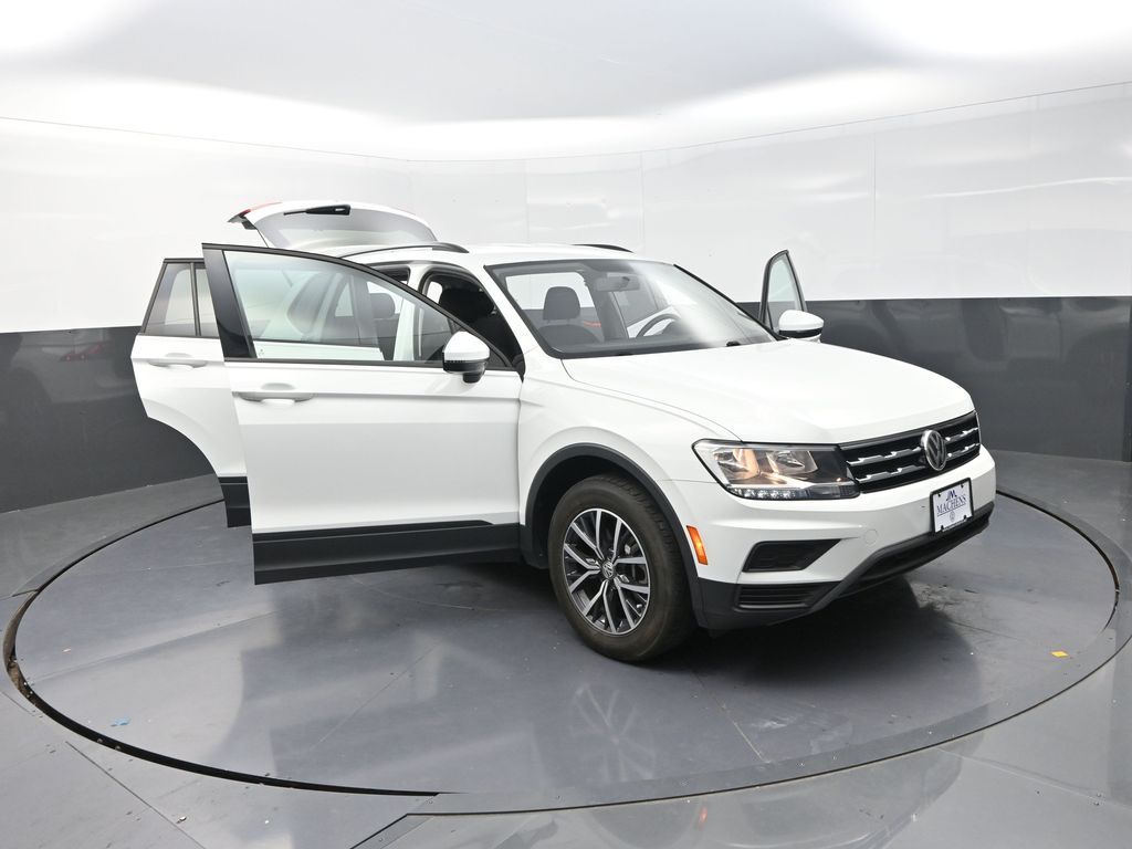 2021 Volkswagen Tiguan S photo 26