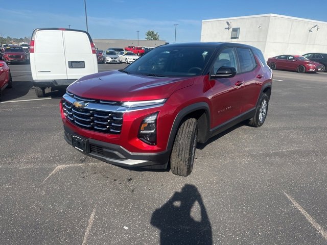 2026 Chevrolet Equinox LT photo 3
