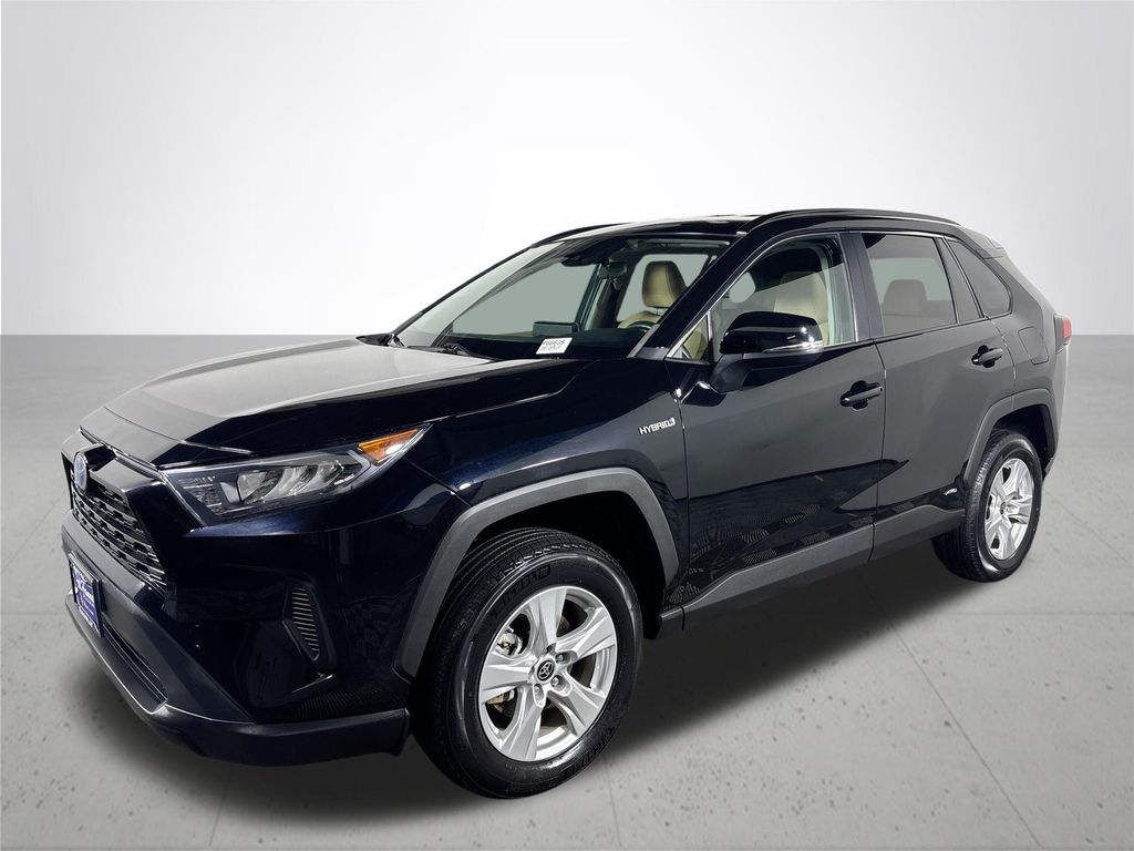 2021 Toyota RAV4 Hybrid LE photo 2