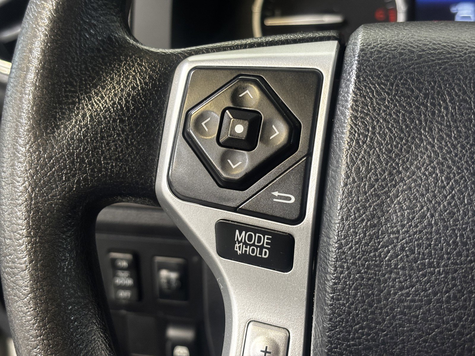 2017 Toyota Tundra SR5 photo 15
