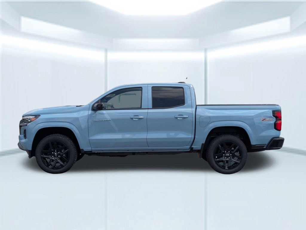 2025 Chevrolet Colorado Z71 photo 2