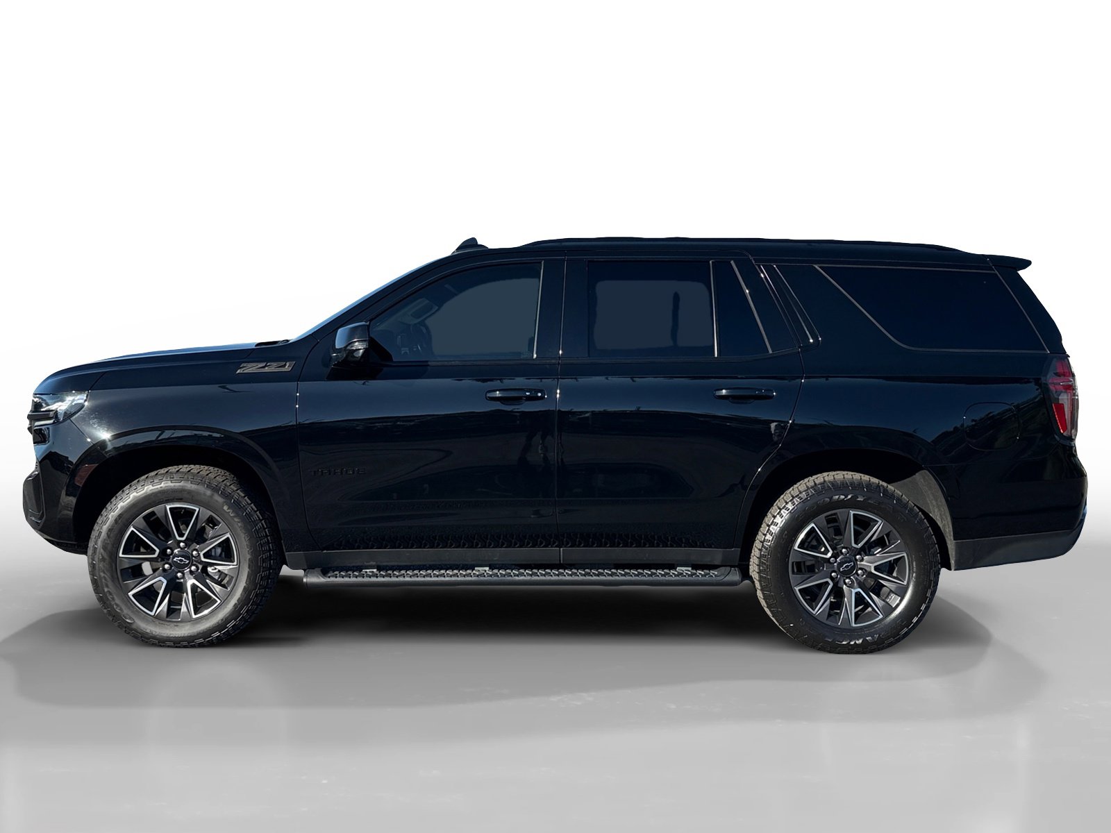 2021 Chevrolet Tahoe Z71 photo 2