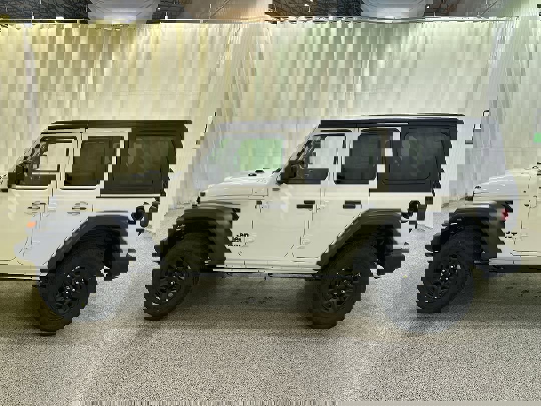 2026 Jeep Wrangler Sport photo 3