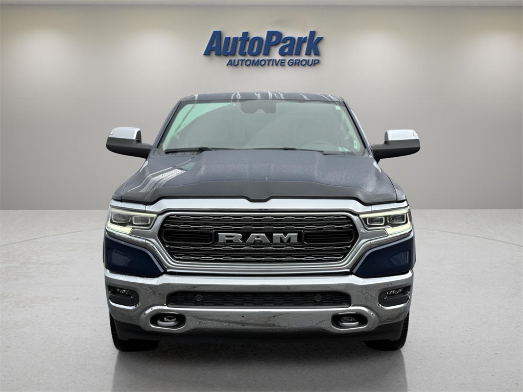 2022 Ram 1500 Limited photo 2