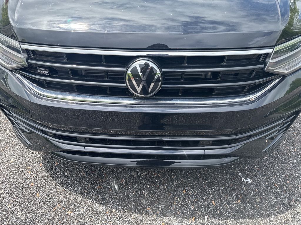 2024 Volkswagen Tiguan SE R-Line Black photo 3