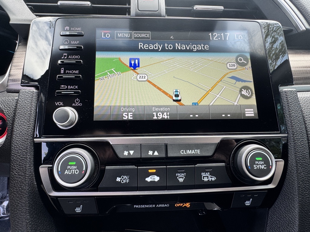 2019 Honda Civic Touring photo 19