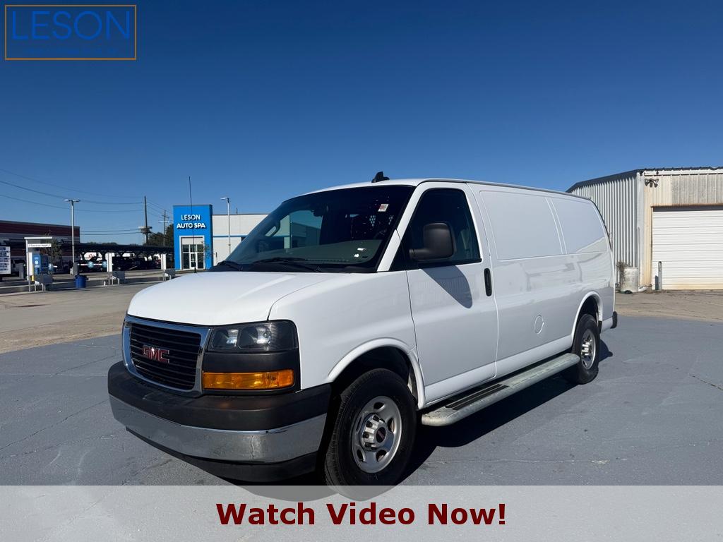 2023 GMC Savana Cargo Work Van's photo