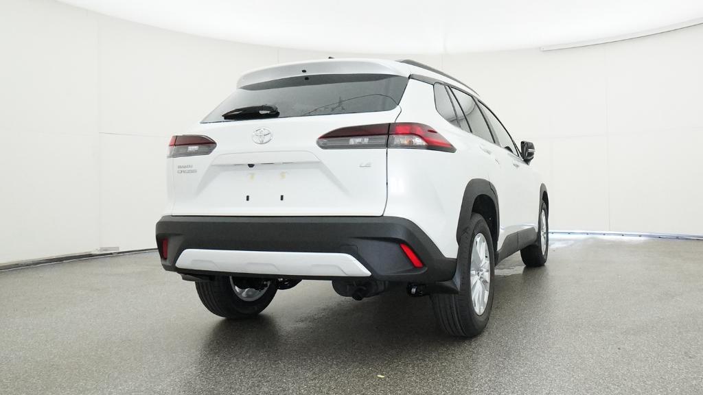 2026 Toyota Corolla Cross LE photo 20