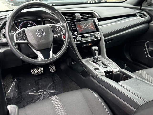 2019 Honda Civic Sport photo 2