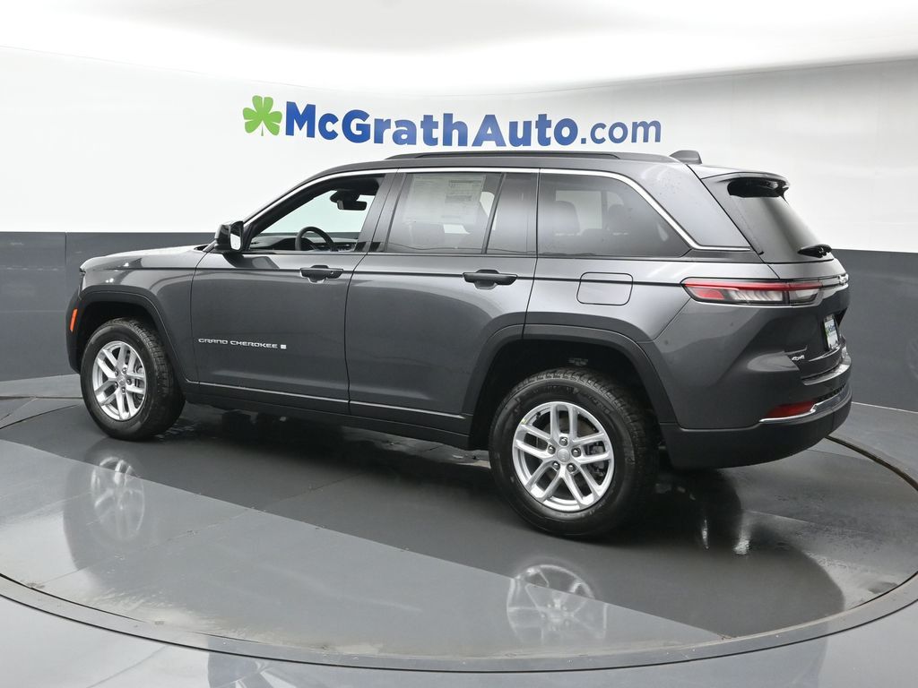 2025 Jeep Grand Cherokee Laredo X photo 18