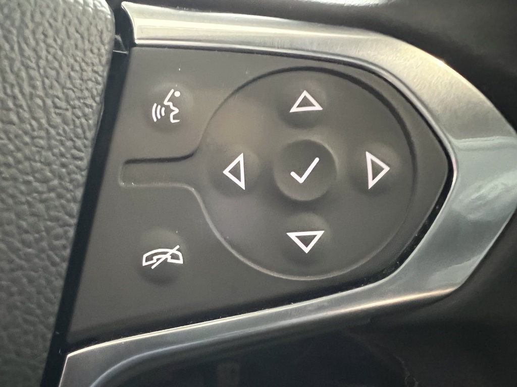 2023 Chevrolet Traverse Cloth 1LT photo 16