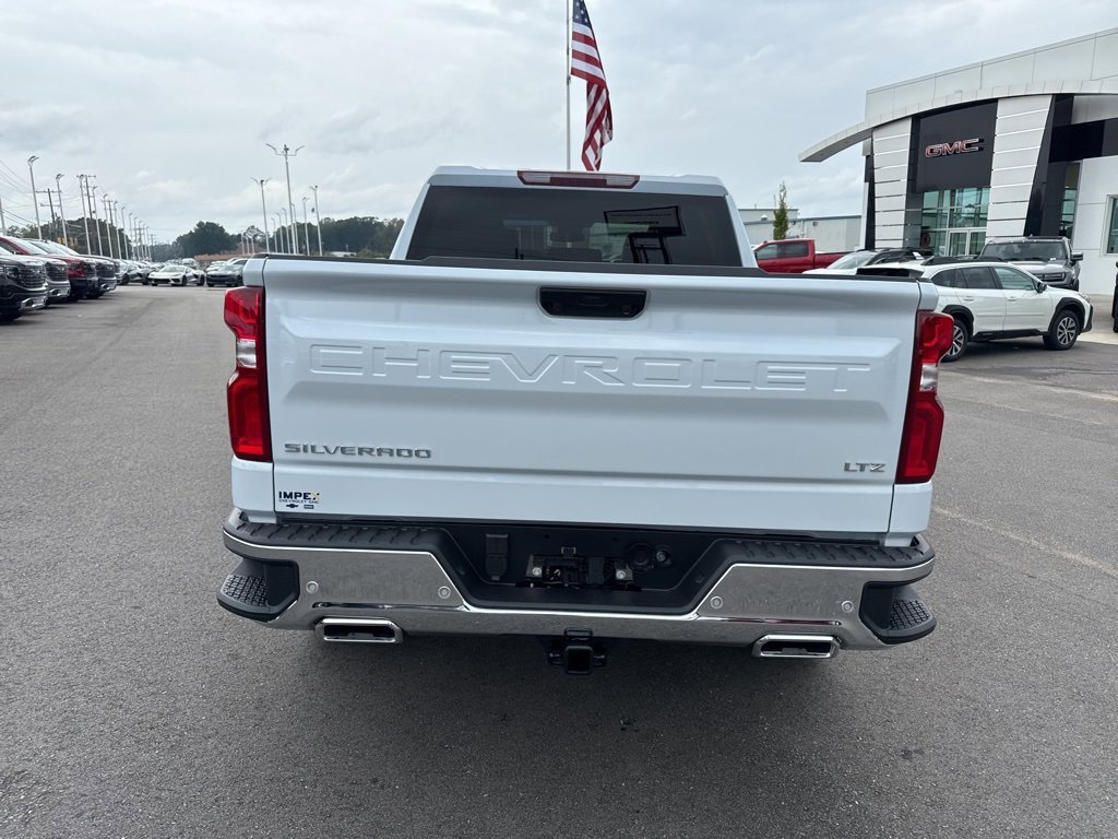 2026 Chevrolet Silverado 1500 LTZ photo 4