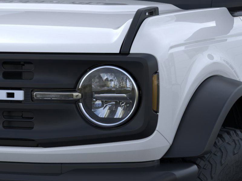 2025 Ford Bronco Base photo 18