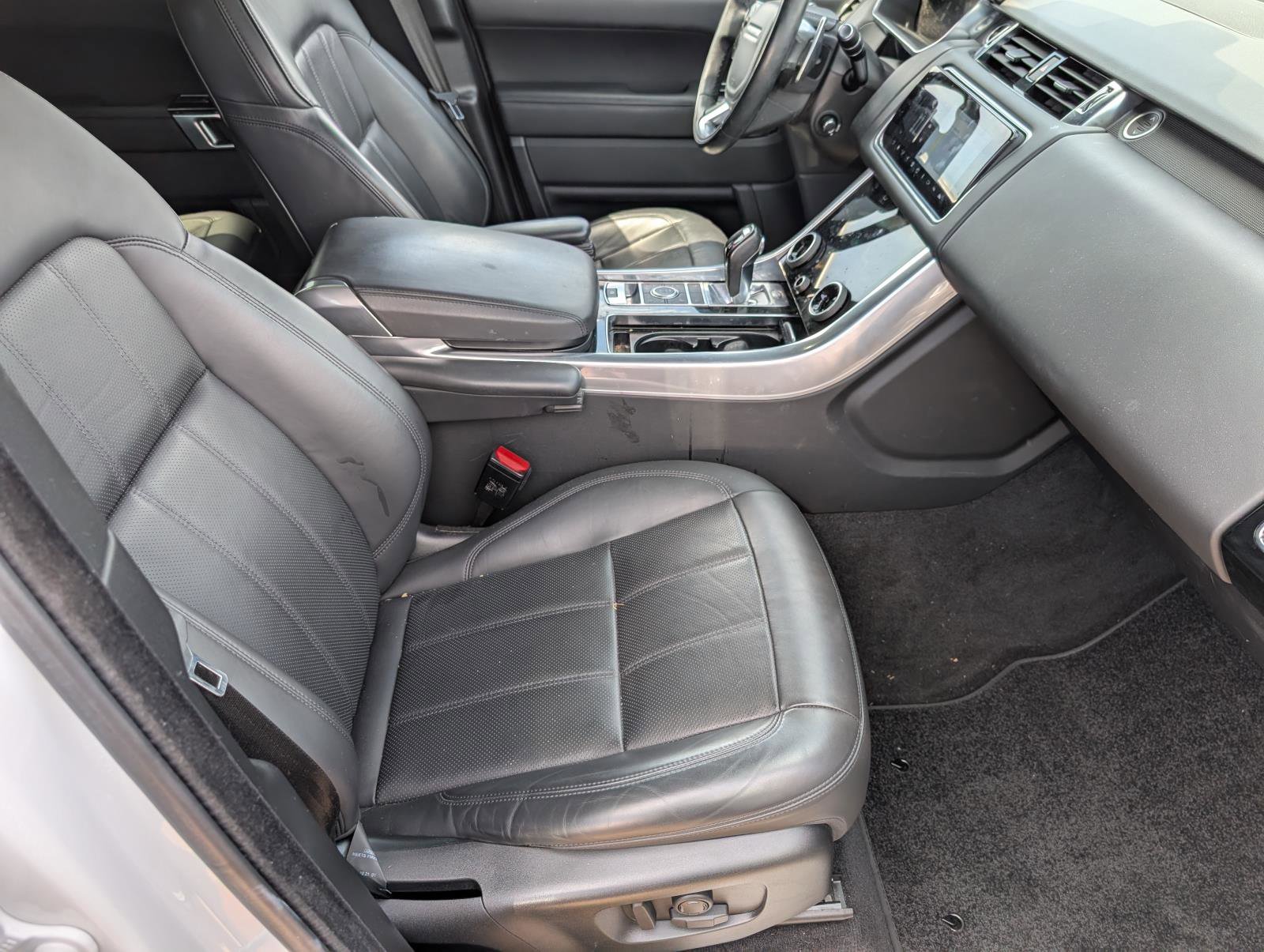 2022 Land Rover Range Rover Sport HSE Silver Edition photo 3