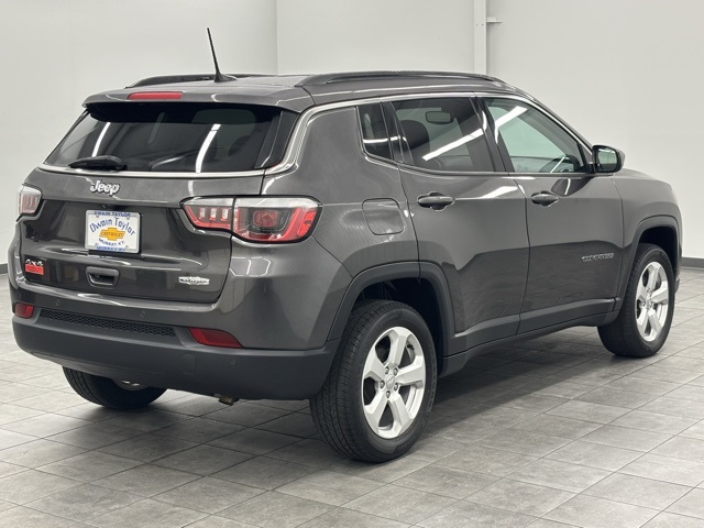 Used 2019 Jeep Compass Latitude with VIN 3C4NJDBB7KT752762 for sale in Murray, KY