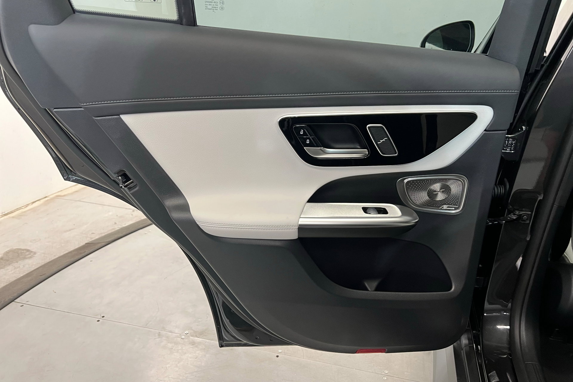 2026 Mercedes Benz GLC 300 4MATIC photo 18