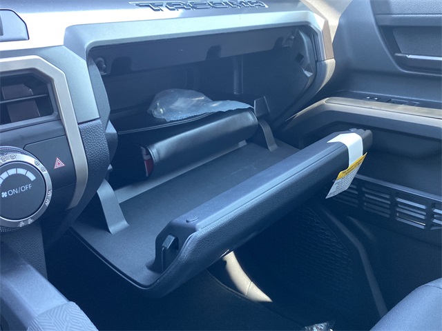 2025 Toyota Tacoma SR5 4x4 Double Cab photo 24