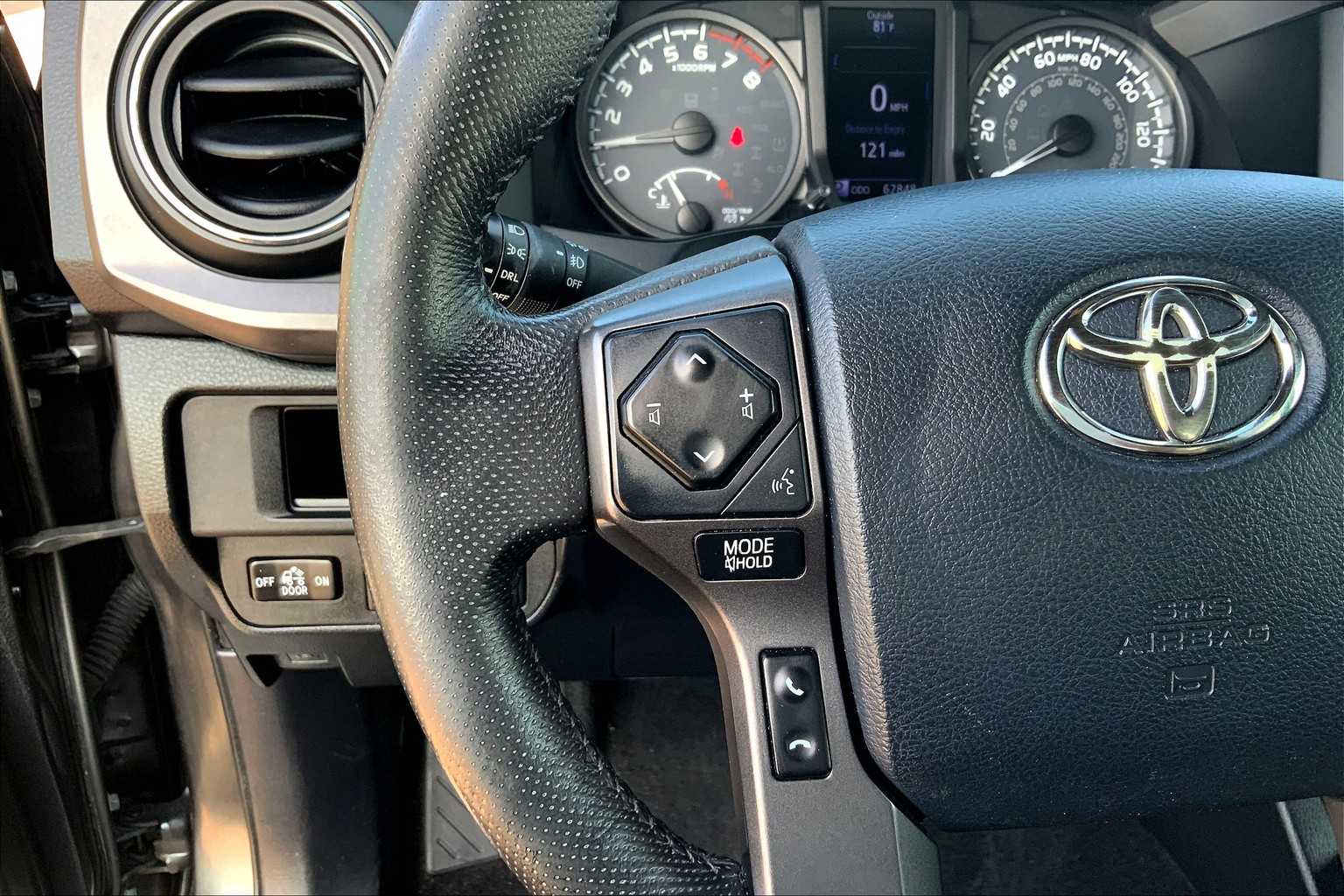 2019 Toyota Tacoma TRD photo 44