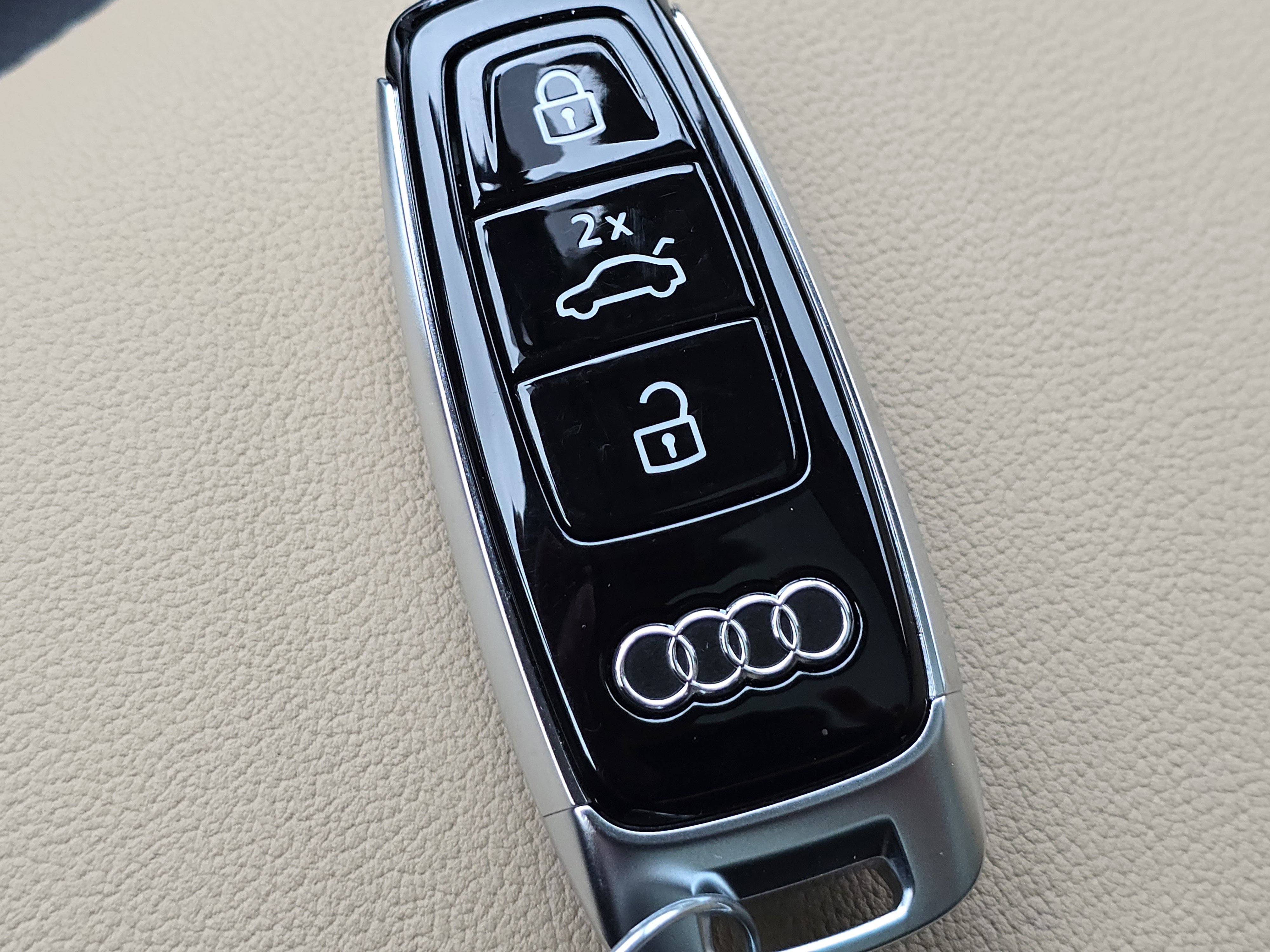 2025 Audi Q7 Premium Plus photo 11