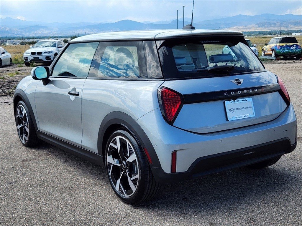 2025 Mini Cooper 2 Door Hardtop S photo 5