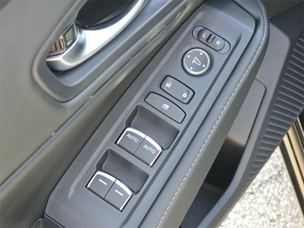 2025 Honda Accord Hybrid Sport-L photo 23