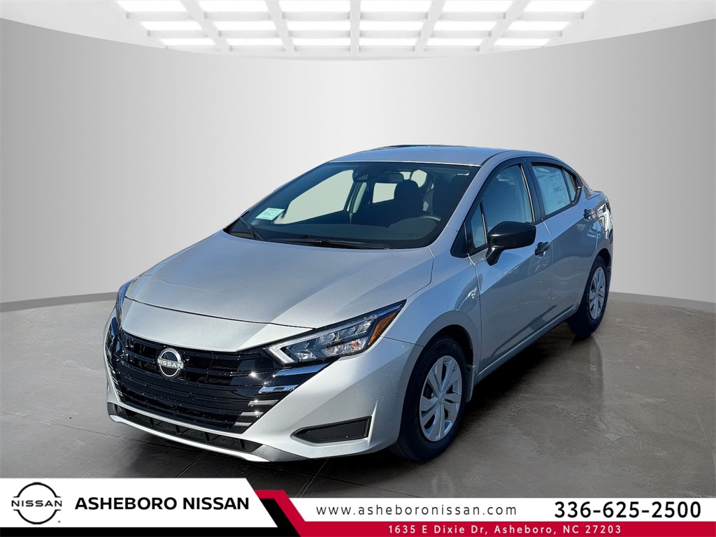2025 Nissan Versa Sedan S's photo