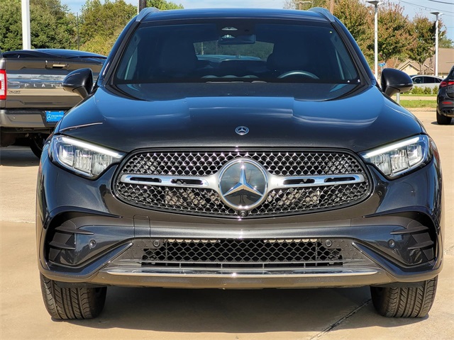 2025 Mercedes Benz GLC 350e 4MATIC photo 2