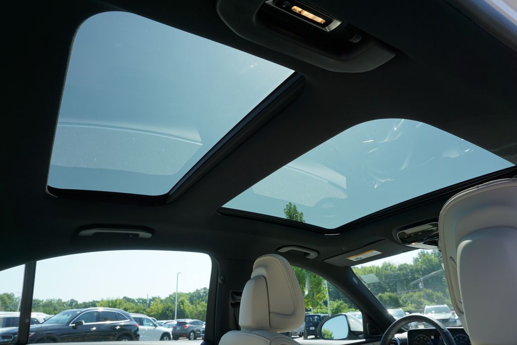 2025 Mercedes Benz C 300 photo 53